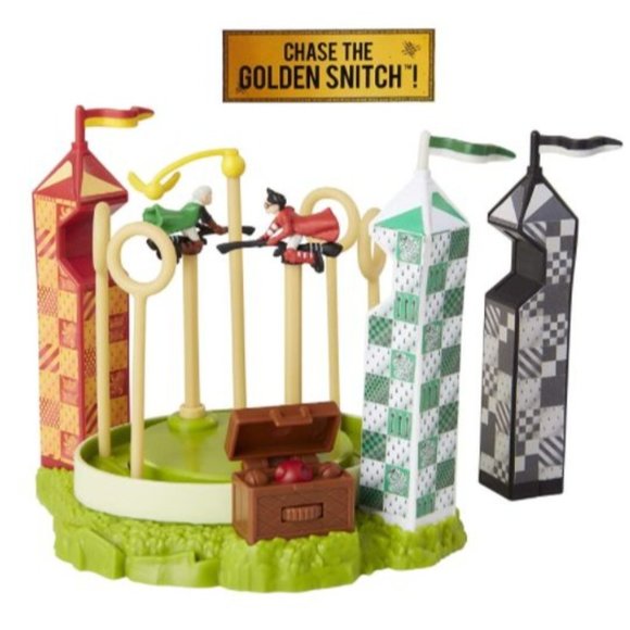 🎁SOLD OUT🎁 HARRY POTTER Quidditch Pitch Arena Mini Playset NEW in Box - Picture 2 of 4